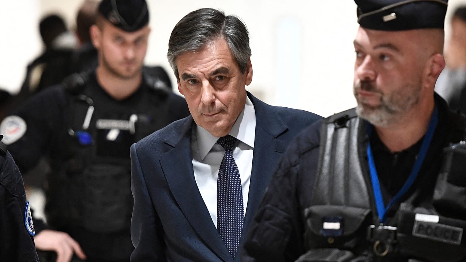 François Fillon, ex-premier francese, durante il processo di primo grado.