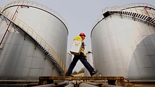 چین بزرگ‌ترین واردکننده نفت خام در جهان