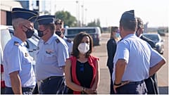 وزيرة الدفاع الإسبانية مارغريتا روبلز - أرشيف