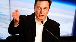 Elon Musk während einer Pressekonferenz 2019.