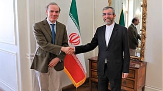 دیدار انریکه مورا و علی باقری کنی
