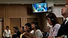 Wolodymyr Selenskyj hält eine Gastvorlesung an der Pariser Hochschule Sciences Po
