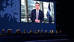 Ο ΜΑΡΓΑΡΙΤΗΣ ΣΧΟΙΝΑΣ ΣΤΗΝ ΣΥΝΟΔΟ ΤΗΣ UEFA