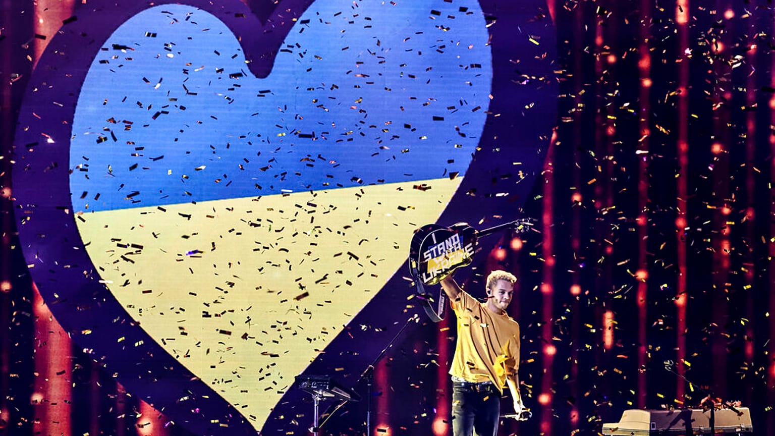 Manifestação de apoio à Ucrânia no Festival da Eurovisão da Canção
