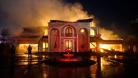 Después de los bomberos será el turno de las compañías de seguros.