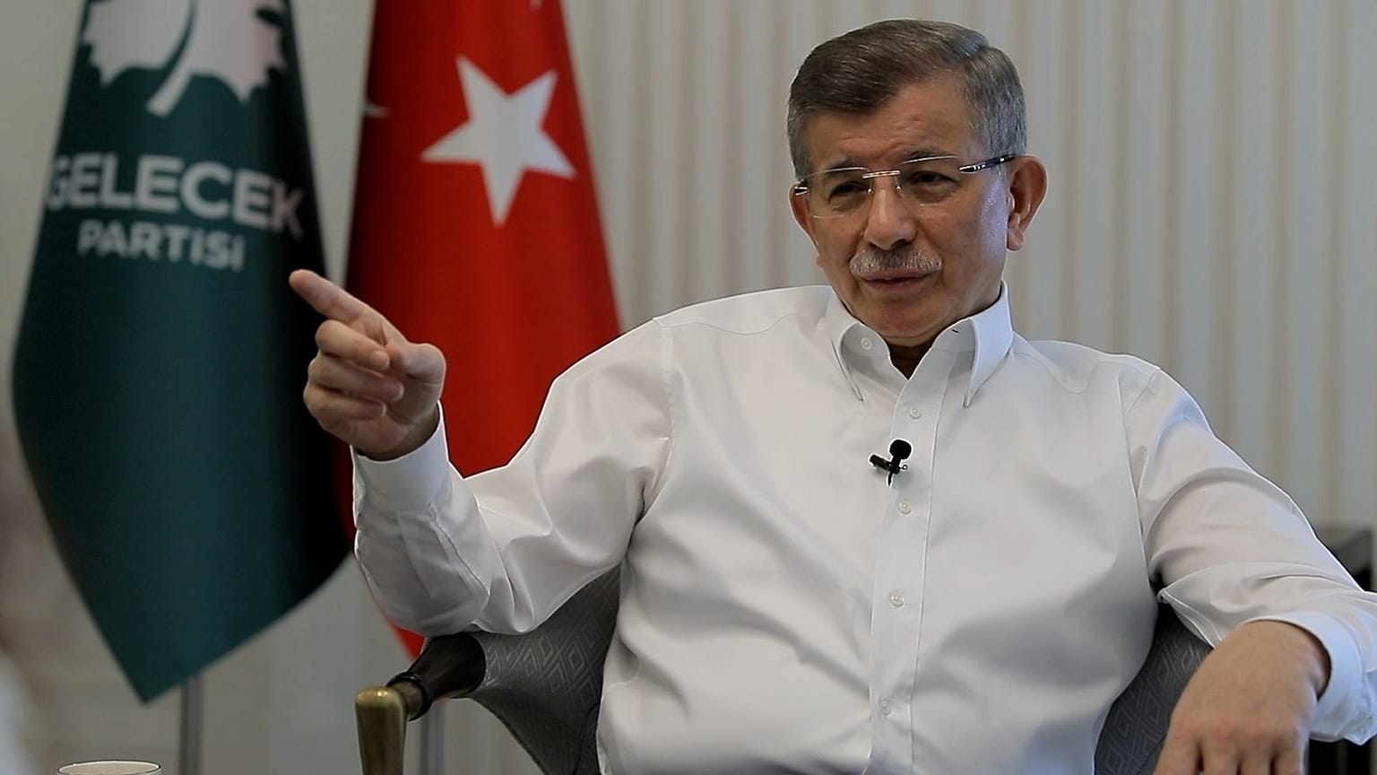 Gelecek Partisi lideri Ahmet Davutoğlu