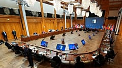 Die NATO-Außenminister setzen ihre Beratungen zum Krieg in der Ukraine in Berlin fort.