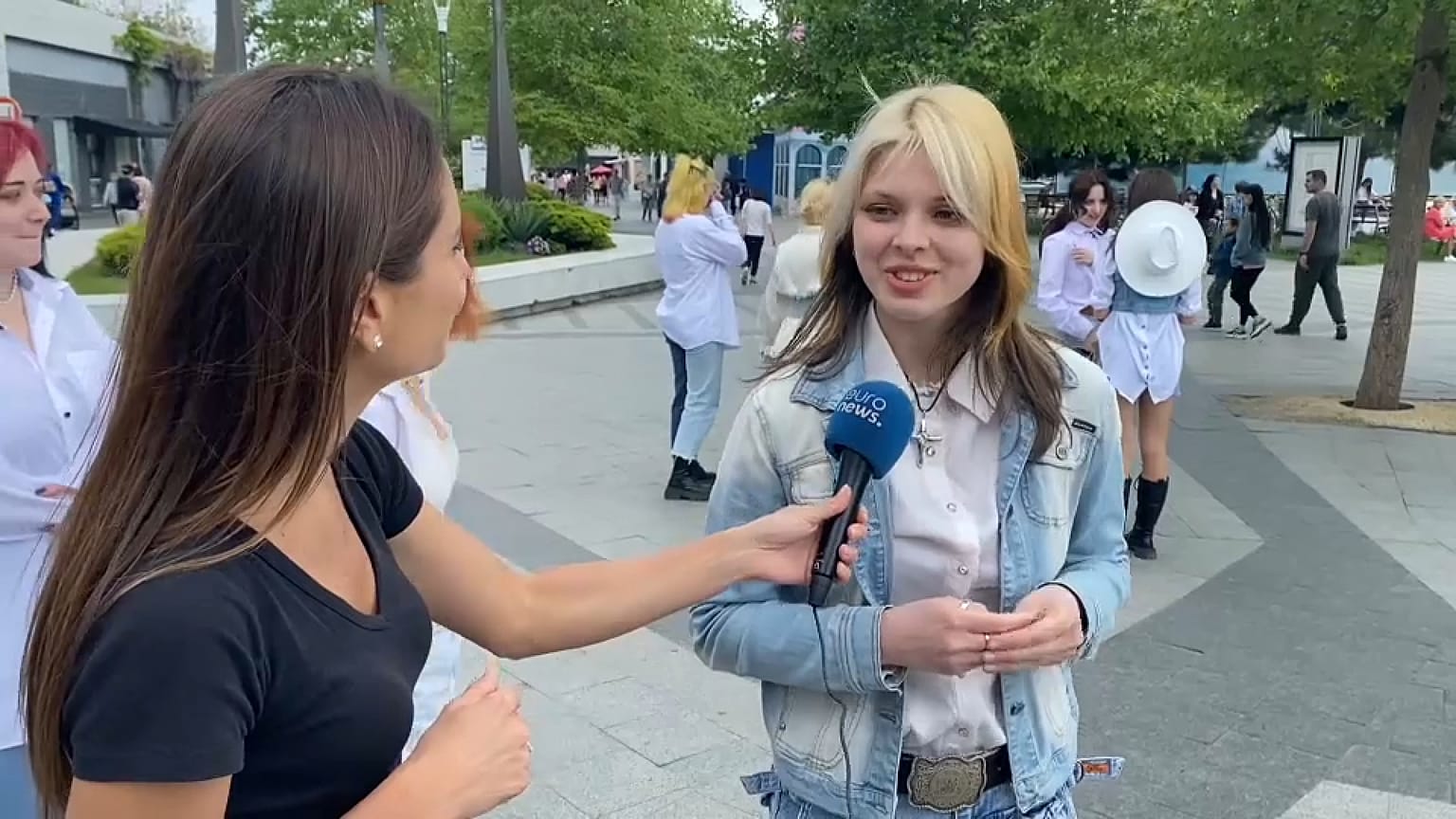 Корреспондент Euronews Анелиз Боржес поговорила с жителями Одессы