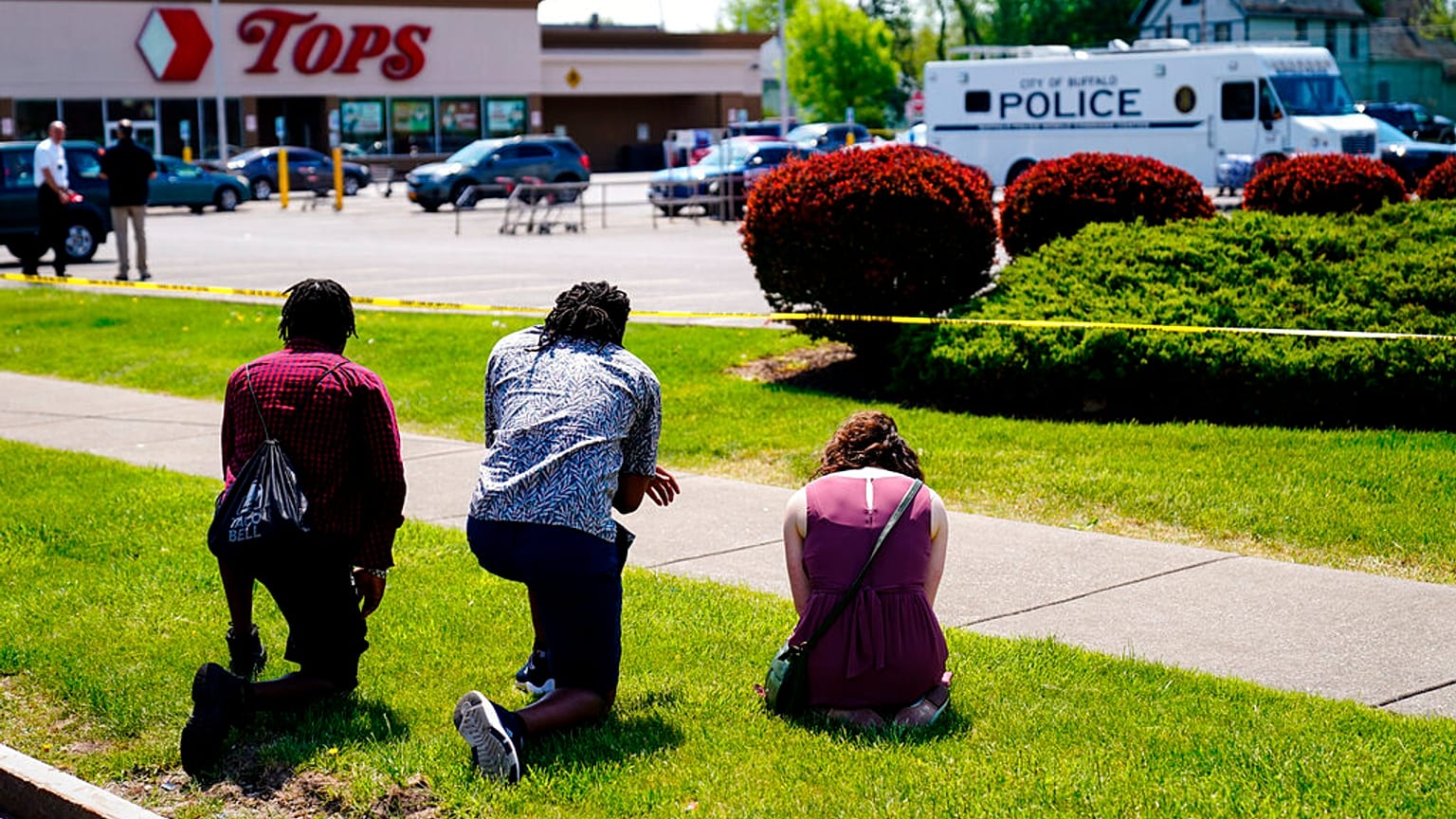 Trauer in Buffalo in den USA nach dem Blutbad im Supermarkt