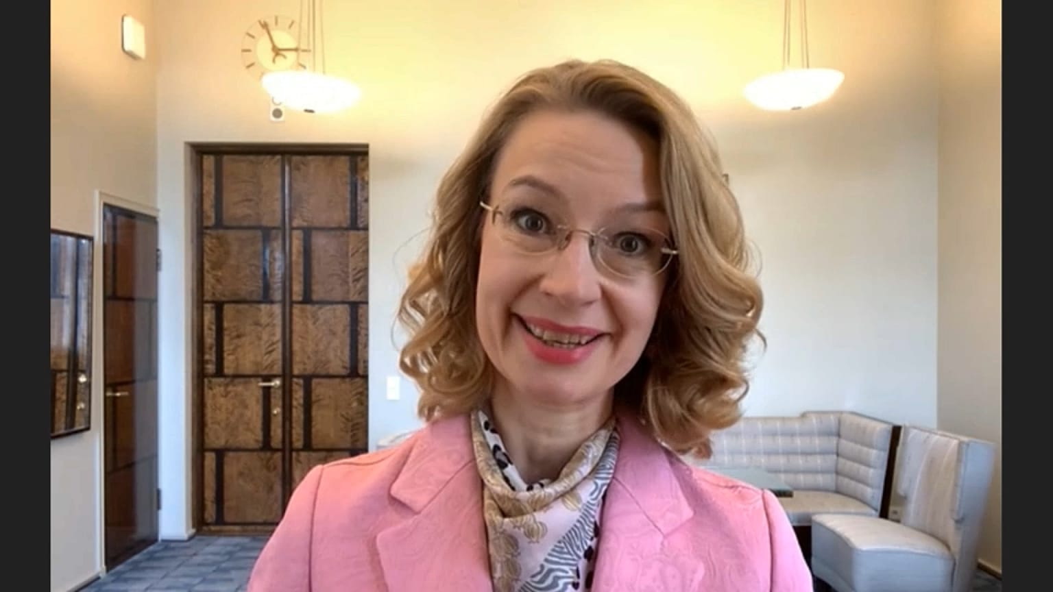 La ministra finlandesa de Asuntos Europeos es partidaria de la rápida integración en la OTAN