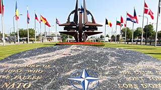 İsveç ve Finlandiya'nın NATO üyelik süreci nasıl ilerleyecek?