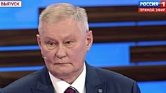 العقيد الروسي المتقاعد ميخائيل خودارينوك قال إن روسيا لا تمكنها مواجهة 42 دولة 
