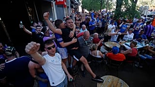 Stimmung in Sevillas Innenstadt vor dem Endspiel