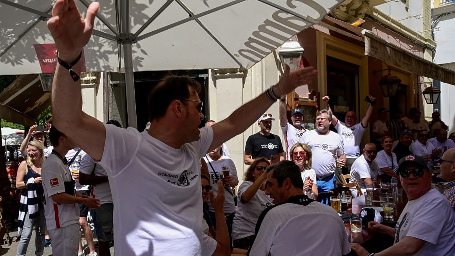 Eintracht Frankfurt Fans in Sevilla