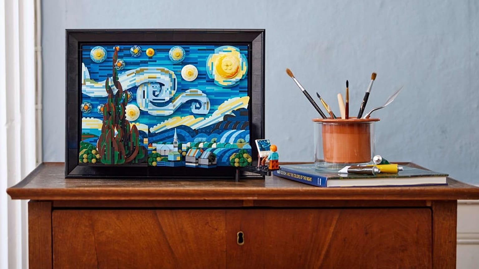 LEGO has paid tribute to Van Gogh's masterpiece with a 2,316-piece Starry Night set