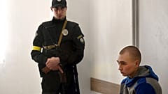 Ukrayna'da savaş suçundan yargılanan Rus asker Şişimarin