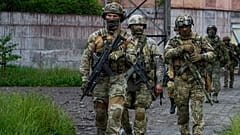 Russian troops in Mariupol
