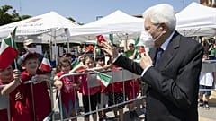 Il presidente Sergio Mattarella in visita in Emilia. 