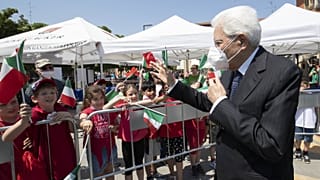 Il presidente Sergio Mattarella in visita in Emilia. 