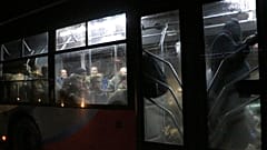 Ukrainische Kämpfer werden von Russland aus Mariupol gebracht
