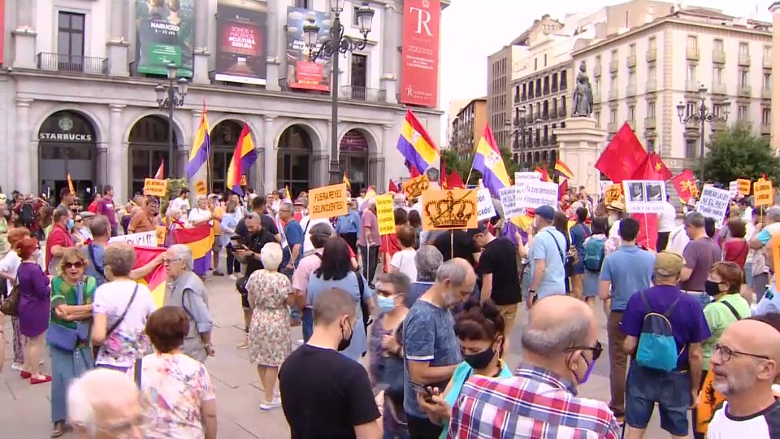 Manifestación en contra de la impunidad del rey emérito en España
