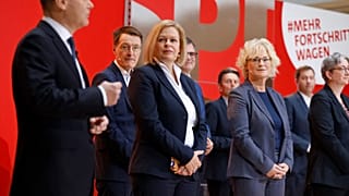 Olaf Scholz mit Nancy Faeser und Christine Lambecht - ARCHIV