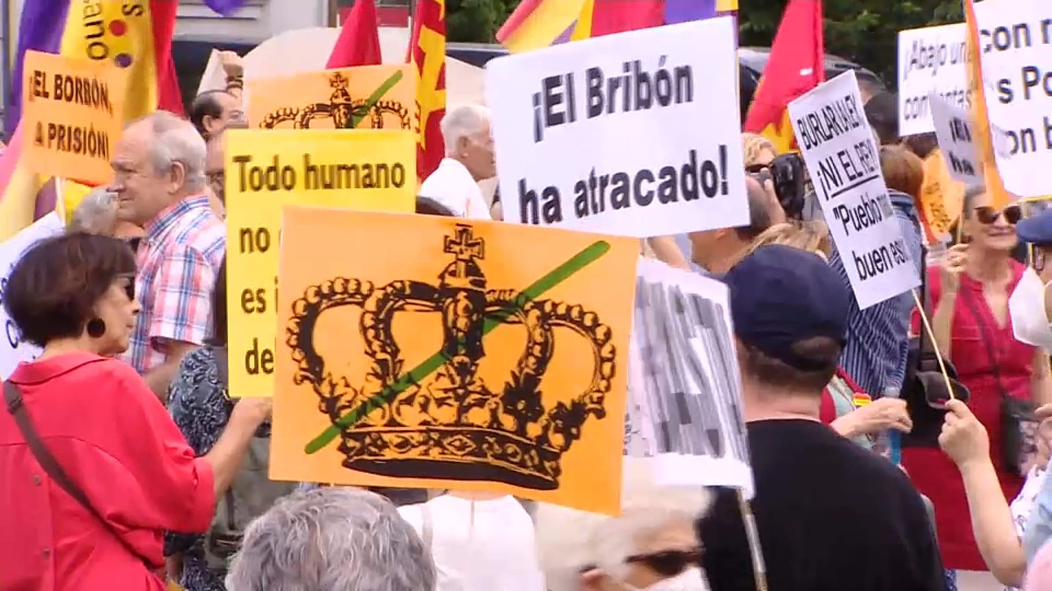 Proteste gegen Ex-König Juan Carlos in Madrid