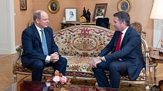 Ο Αλβέρτος του Μονακό με τον Τούρκο πρέσβη στη Γαλλία, Αλί Ονανέρ