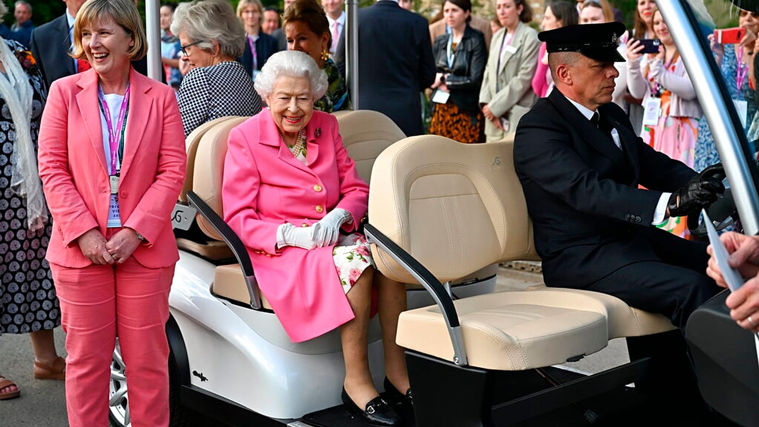 Die Queen beim Besuch der Chelsea Flower Show