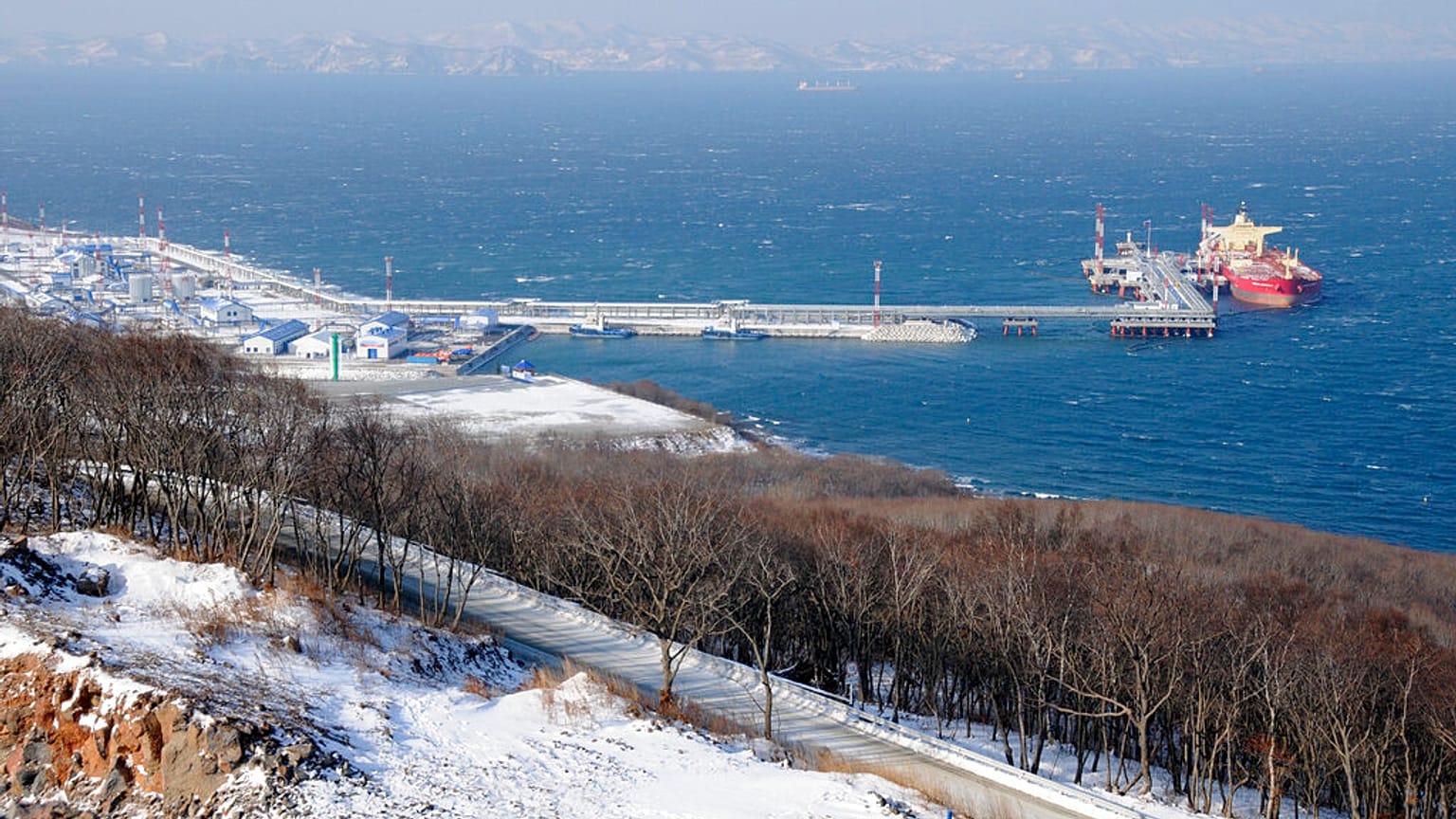 Alıcı bulmakta zorlanan Rus ham petrolü en çok Hindistan ve Çİn'e satılıyor
