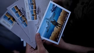 Des timbres ukrainiens en hommage à l'armée ukrainienne, le 23 mai 2022, Kyiv