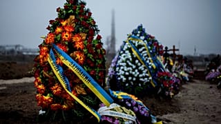 Mariupol'deki bir binanın bodrumundan 200 ceset çıkarıldı