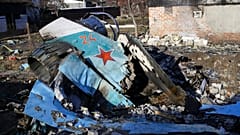 Abgestürzter russischer Kampfjet in der Ukraine - ARCHIV
