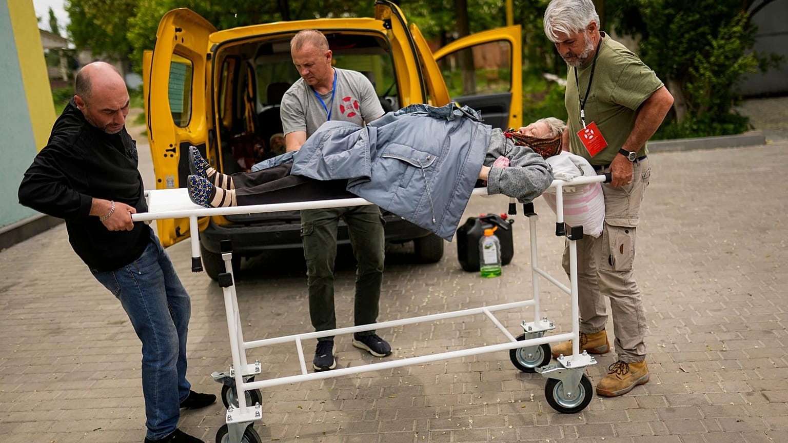 Thursday, May 26, 2022. Residents in villages and towns near the front line continue to flee as fighting rages in eastern Ukraine.