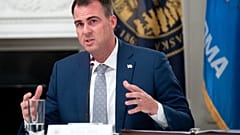 Il governatore dell'Oklahoma Kevin Stitt