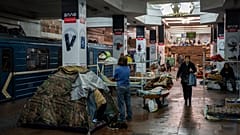 Метро Харькова до сих пор используется как бомбоубежище 24 мая 2022