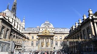 Paris Mahkemesi 