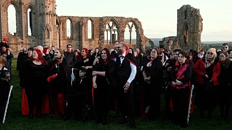 Versammlung von Vampiren in Whitby in England