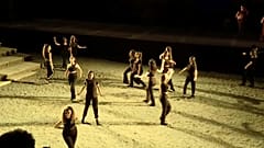 Театральный проект, организованный в Помпеях, призван дать молодым людям новое виденье возможностей, открывающихся в этом районе. 