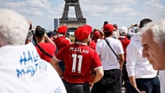 Die Fans machen sich bereits warm für den wichtigsten Titel im europäischen Klubfußball. 
