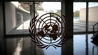  الأمم المتحدة مساء السبت عن توافق مبدئي بين الحكومة اليمنية المعترف بها دوليا وجماعة الحوثيين حول اقتراح لإعادة فتح الطرق والمعابر، 28 مايو 2022