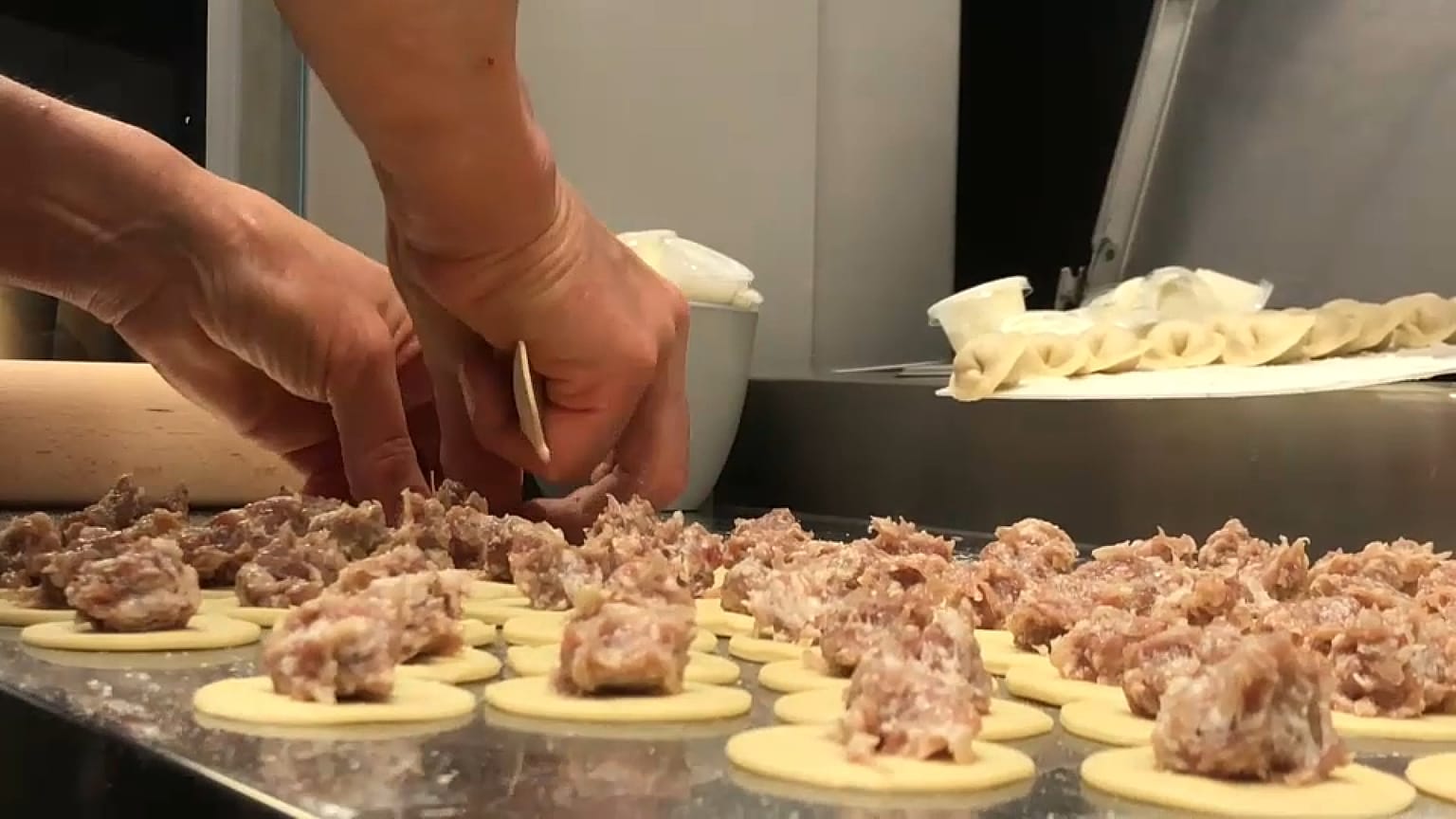 La cocina tradicional de Rusia y Ucrania comparten un lazo histórico y emocional imposible de romper a pesar del conflicto. 