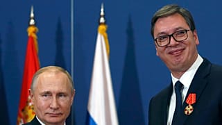 Verstehen sich offenbar gut: Der russische Präsident Putin und Amtskollege Vucic (Foto von 2019).