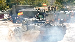 Εικόνα αρχείου από τις ισπανικές στρατιωτικές ασκήσεις του ΝΑΤΟ στη Λετονία. 