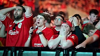 Adeptos do Liverpool face à derrota na final da Champions