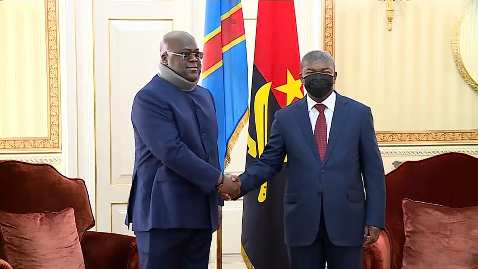 Presidente da República Democrática do Congo, Félix Tshisikedi, cumprimenta chefe de Estado angolano, João Lourenço
