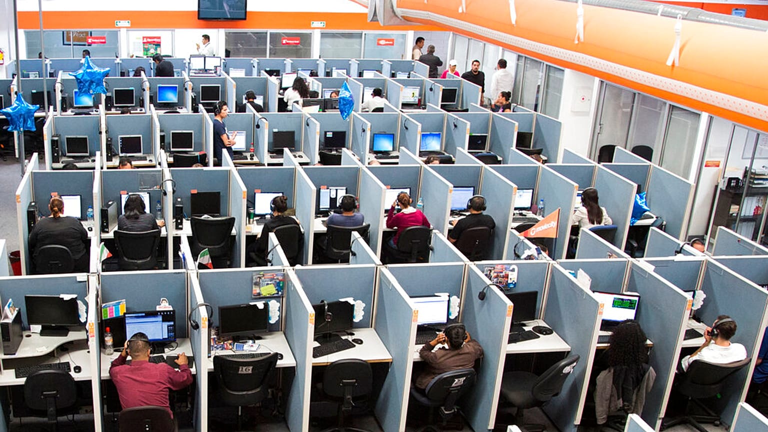 Tasarıya göre şirketlerin müşteri hizmetleri arandığında telefonu gerçek kişiler açacak