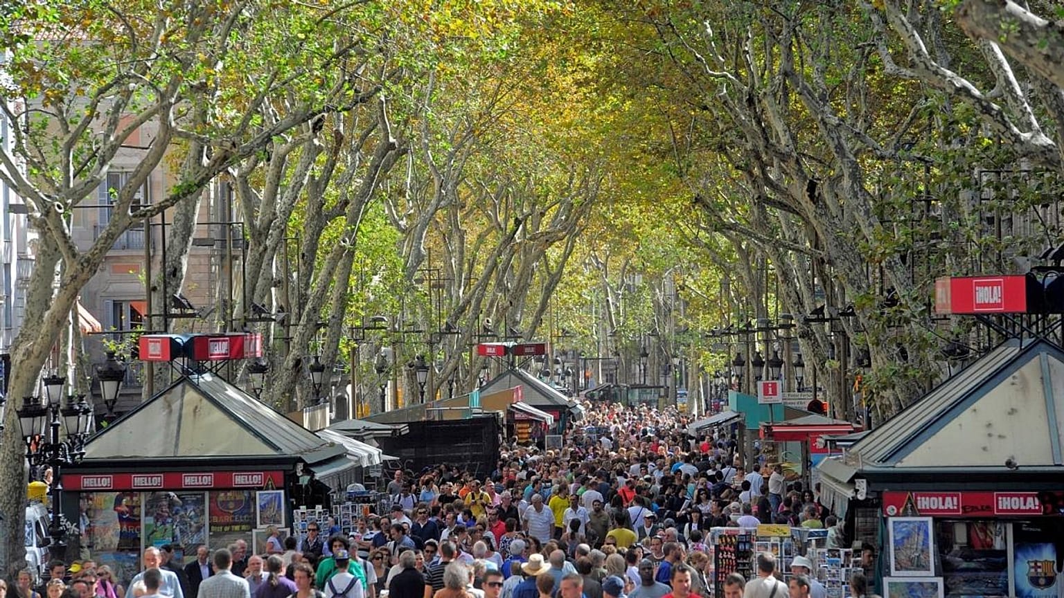 Les autorités tentent d'éviter un nouveau pic de vols avec le retour des touristes à Barcelone.