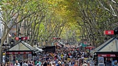 Les autorités tentent d'éviter un nouveau pic de vols avec le retour des touristes à Barcelone.