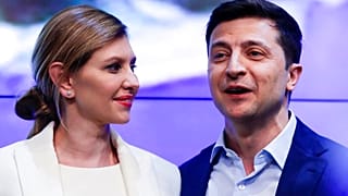 الرئيس الأوكراني فولوديمير زيلينسكي وزوجته أولينا زيلينسكا، في كييف، أوكرانيا، الأحد 21 أبريل 2019